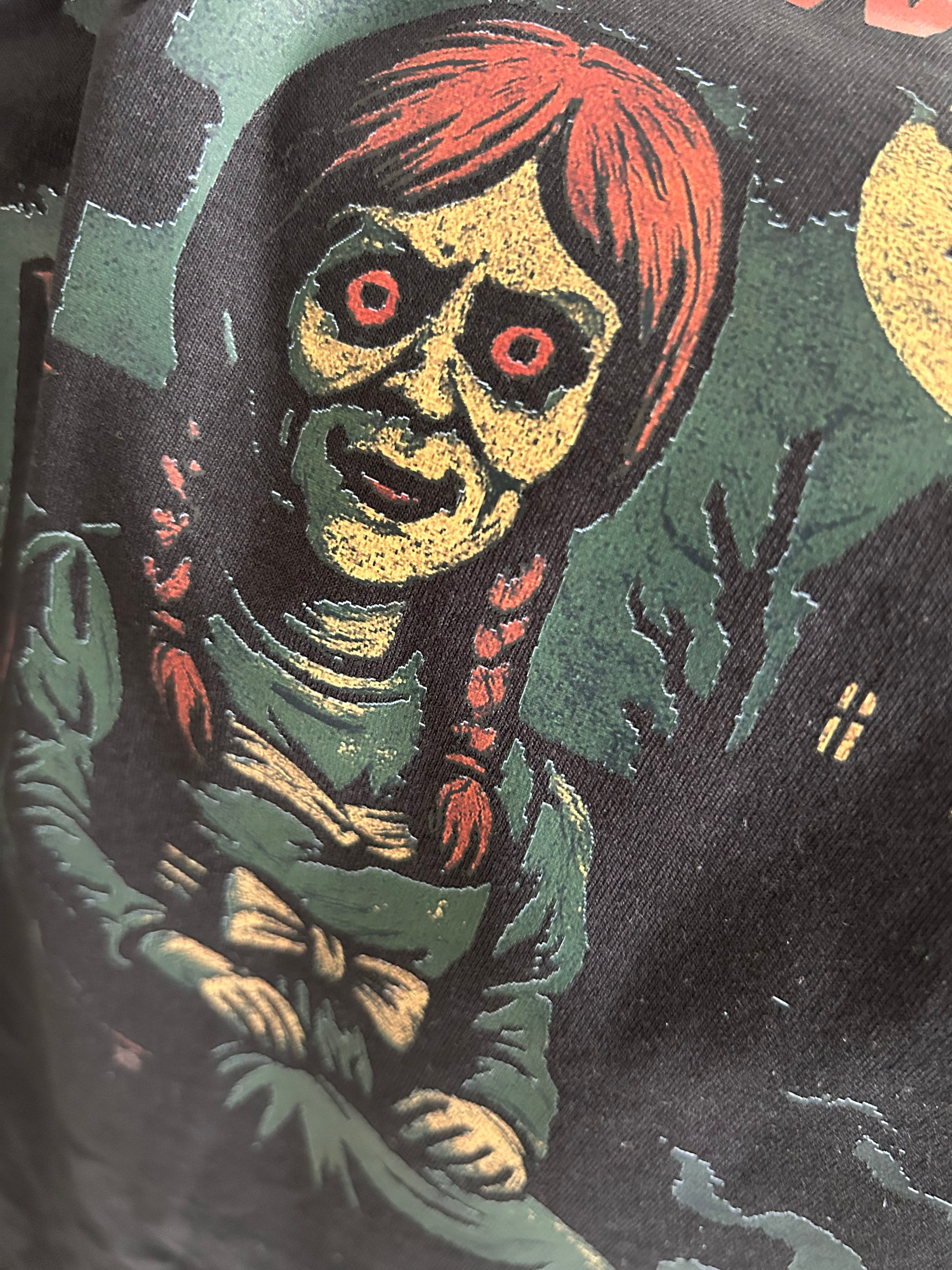 tshirt Tales Of Halloween exclusif série 1. modèle Annabelle.